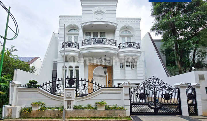 Rumah Mewah 3,5 Lantai Senayan Residence Jakarta Selatan