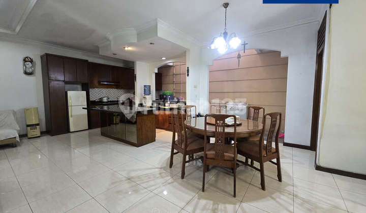 Hoek House Taman Aries Meruya Land Area 217m2 4 Bedrooms