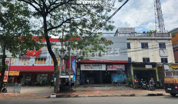 Shophouses for Sale on Ciledug Raya Street, HOS Cokroaminoto, Prime Location