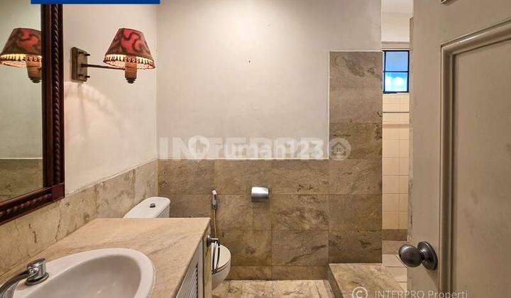 kamar mandi apartemen dijual kedoya elok 2
