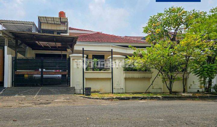 Best Price Rumah Lebar 12m Blok Favorit Dekat Lapangan Tenis Intercon Kebon Jeruk  1