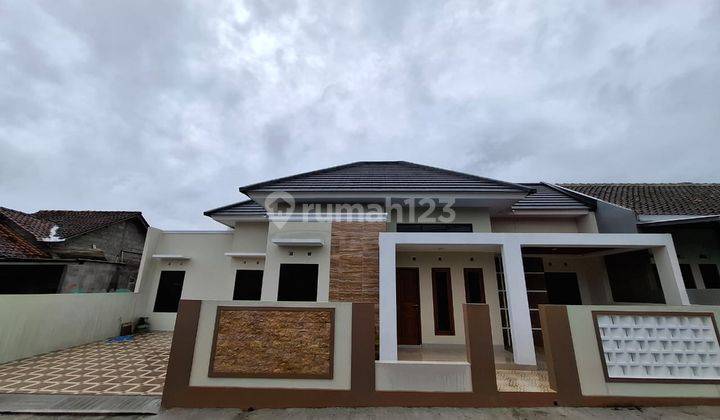 Rumah Huni Eksklusif Eropa Klasik 900 Jtan di Purwomartani Sleman 2