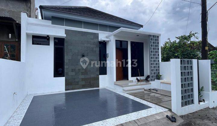 Rumah Siap Huni Modern Luas di Dekat Pasar Rejondani Sleman 2