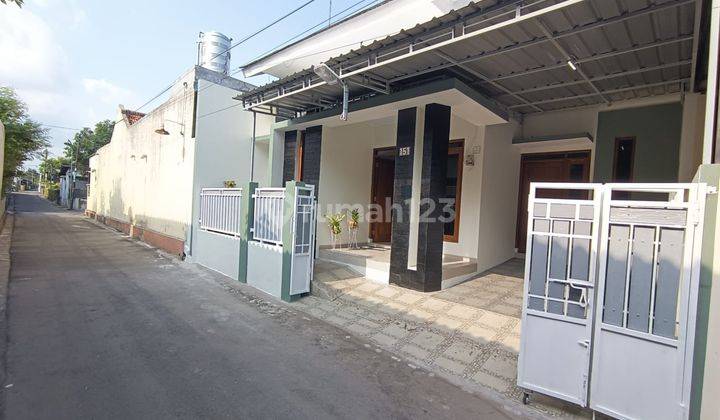 Dijual Rumah Siap Huni Strategis, Harga 800 Jtan di Depok Sleman 1