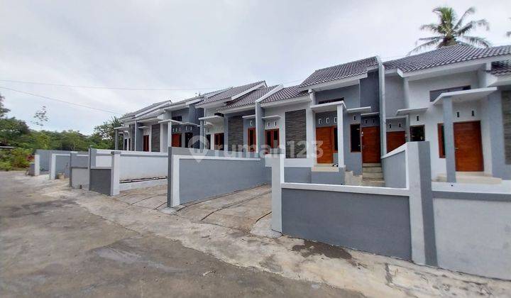 Rumah Modern Type 50 di Moyudan Harga Murah 300 Jutaan 1