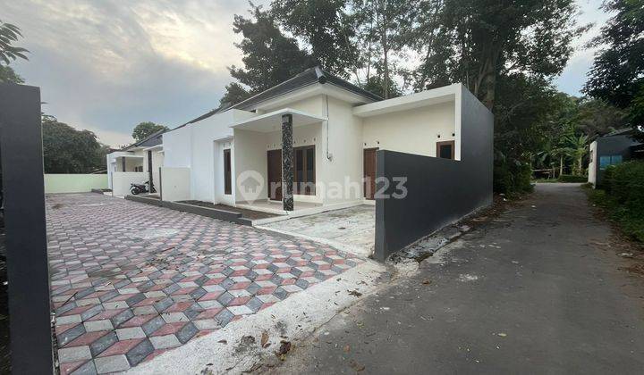 Dijual Rumah Siap Huni di Mlati, Sleman dengan 3KT 2KM Akses mudah dekat Pusat Kota Yogyakarta. 2