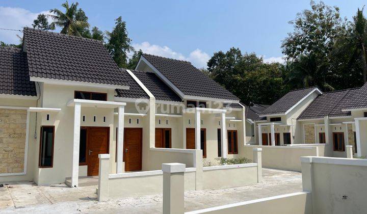 Rumah Siap Huni Asri, Harga 300 Jtan di Dekat Smp N 2 Moyudan 2