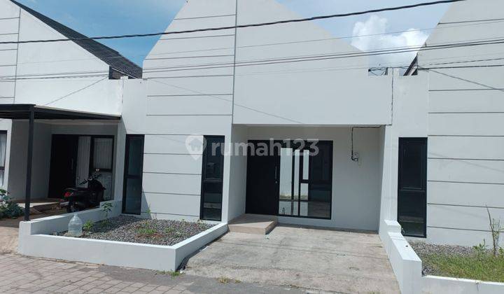Rumah Modern 500 Jtan di Jl Kaliurang Dekat Kampus UII Jogja 2