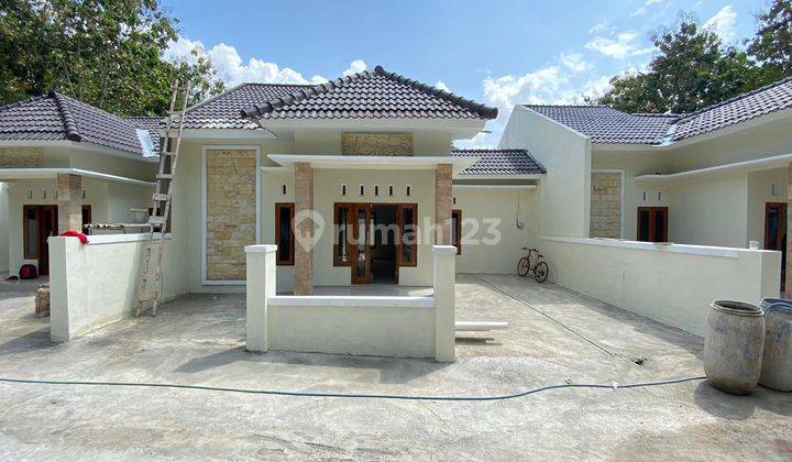 Jual Rumah Siap Huni Asri Harga Murah Di Sleman Harga 300 Jtan 1