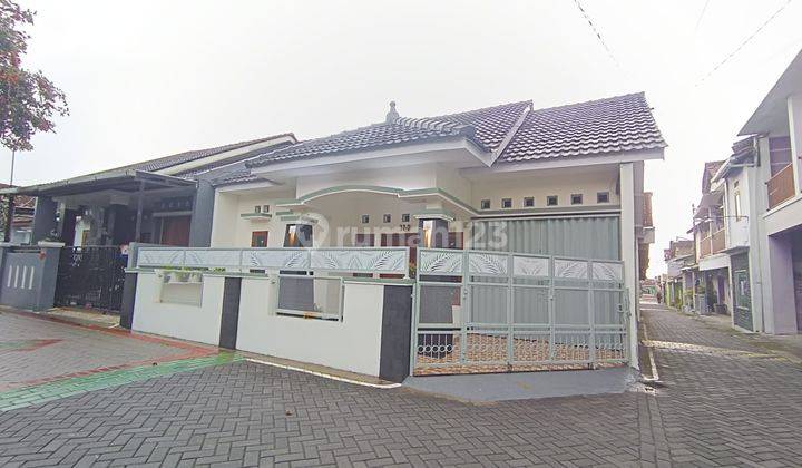 Rumah Baru Dalam Cluster Lokasi Strategis Dekat Kampus Upn Jogja 2