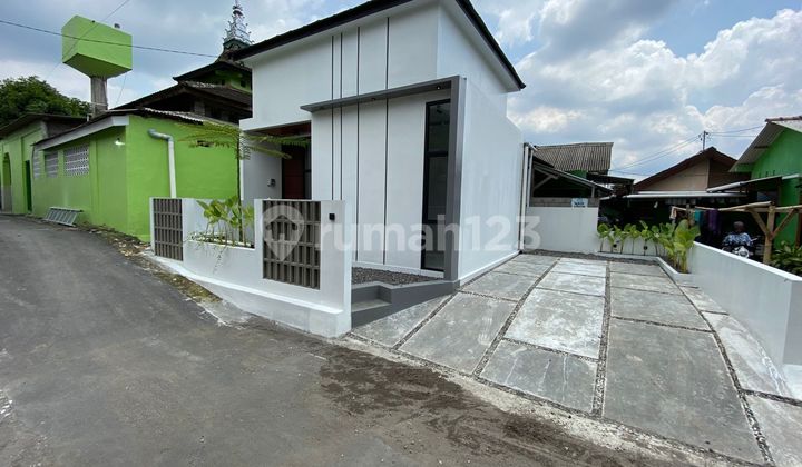Hunian Modern Siap Huni Dekat Kampus Uii Pusat Jogja - Harga 535 Juta Nego! Hunian Modern Siap Huni Dekat Kampus Uii Pusat Jogja - Harga 535 Juta Nego!