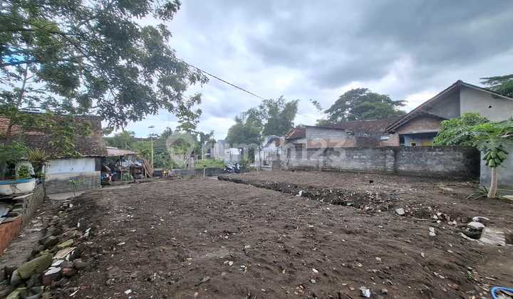 Potential Land in Kalasan Sleman Area, 146M2 in Size, with SHM (Certificate of Land Ownership) for Yard!