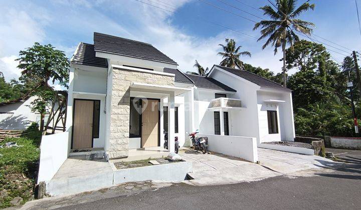 Rumah Indent Modern Tropis 400 Jtan di Jl Magelang Km 13 Sleman 1