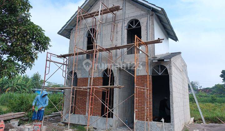 Rumah Eksklusif Konsep Modern Klasik Dekat Pintu Tol Prambanan 2