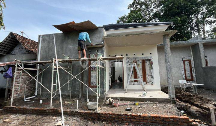 Rumah Baru Luas Tanah Ideal, Dalam Cluster Dekat Pasar Cebongan 2