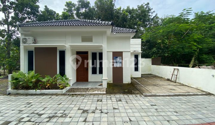 Dream Home for Young Families Near UMY Jogja Campus, Priced at 400 Million! Dream Home for Young Families Near UMY Jogja Campus, Priced at 400 Million!