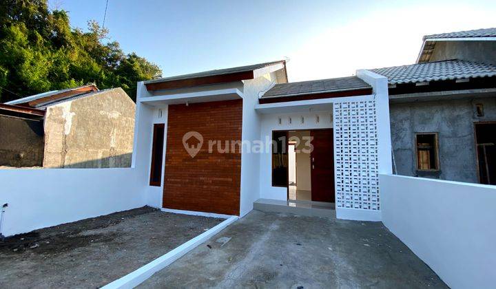 Rumah Modern Klasik Jawa Harga 380 Juta di Dekat Pasar Prambanan 1