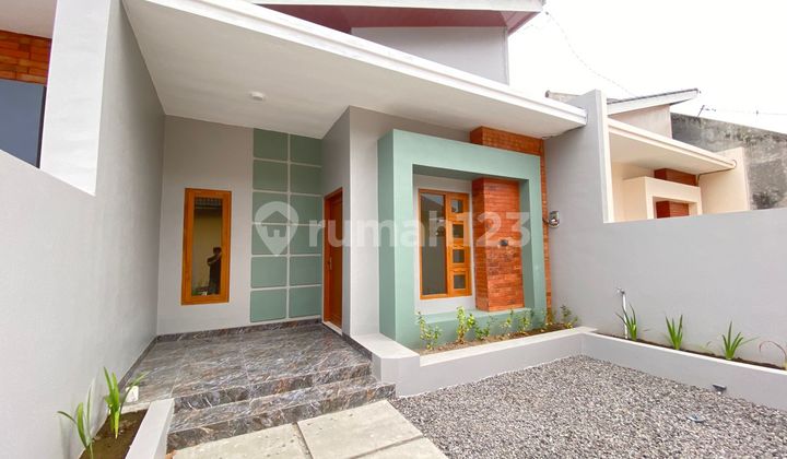 New Ready-to-Occupy Residence in East Sleman - Close to Prambanan Market, 600 Million Negotiable 2