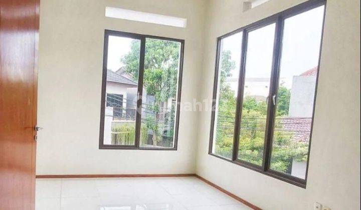 Rumah 2 Lantai Cantik Siap Huni Graha Raya Bintaro 2