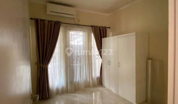 Rumah Di Jual Di Puri Town House Bintaro Sektor 9 
siap Huni
 1