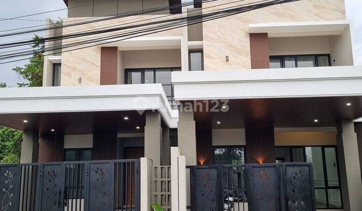 Rumah Modern Kontemporer Dkt Kampus Uii Ngaglik Jogja.terbaik , Sleman 1