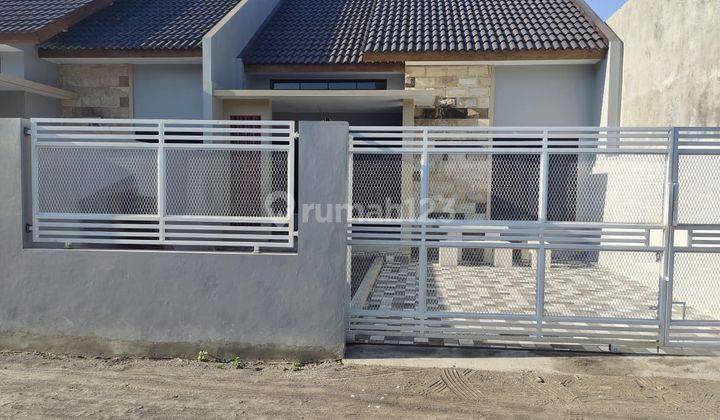 Rumah Baru Cantik Maguwoharjo Depok Jogja.strategis Murah Kpr , Sleman 1