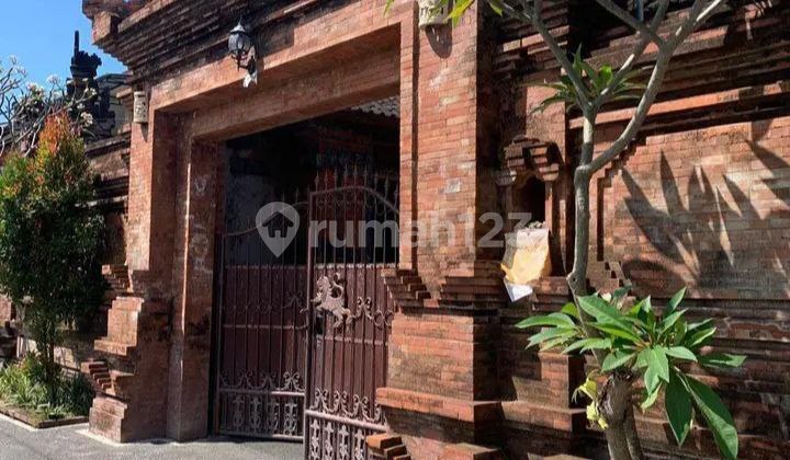 Classic House with Balinese Nuance, Large Land, Batubulan Gianyar Bali. THE BEST, MA'AM!!! 1