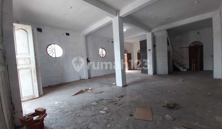 Luxury 2-Story Shophouse Ready to Use in Sewon, Jogja. SUPER STRATEGIC Pulung!!! 2