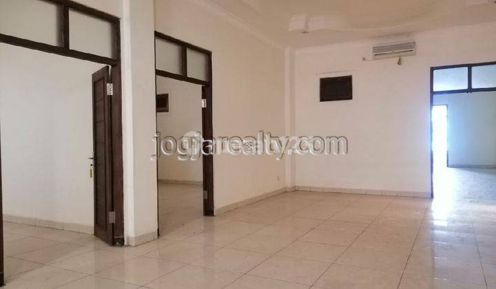 Ruko 3 Lt. Dijual Jogja Jln. Parangtritis Dalam Ringroad Yogyakar 2