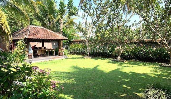 Rumah Konsep Villa Turi Sleman.GERCEEP  NEGO SAMPAI DEAL BU !!  1