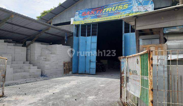 Tanah Di Bonus Bangunan Gudang Dijual Jogja Jln Kaliurang Km 9   2