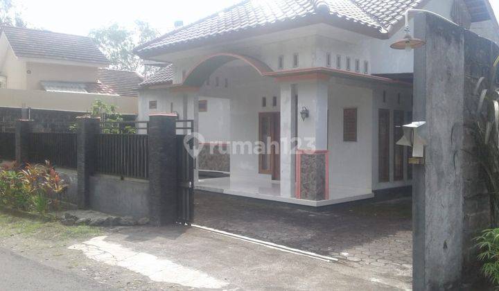 Rumah Dijual Jogja Dkt Jln Wates .Buruaan Nego Ambyaaar BU !! 1