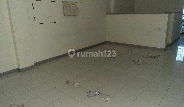 Ruko 3lantai Disewakan Godean Dkt Kota Jogja.GERCEEP NEGO DEAL !! 4