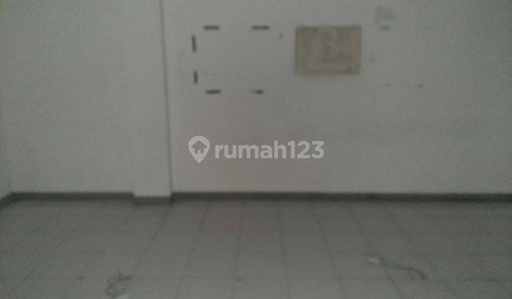 Ruko 3lantai Disewakan Godean Dkt Kota Jogja.GERCEEP NEGO DEAL !! 3