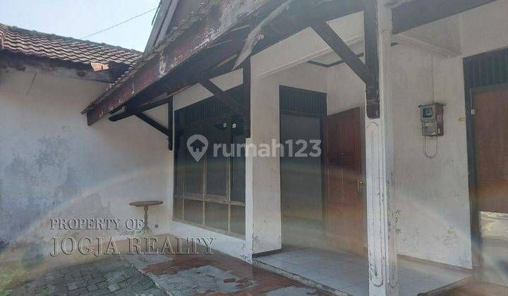 Kost Dijual Jogja Dkt Sman 3 Ugm 
danurejan.nego Ambyaar Bu!!  2