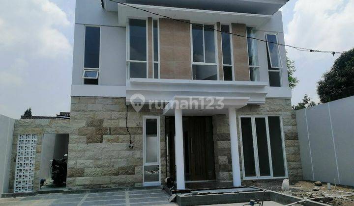 Rumah Mewah 2lantai Dijual Jogja Dkt Hotel Hyatt Yogyakarta  1