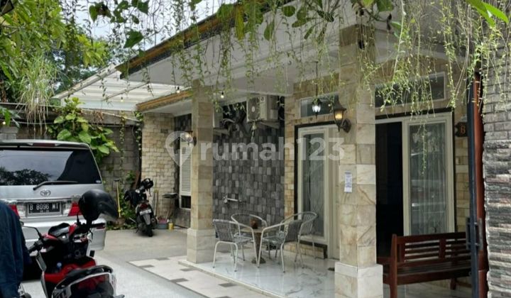 Active Beautiful Luxury Homestay Maguwoharjo Sleman. FULLY FURNISHED BU!!!