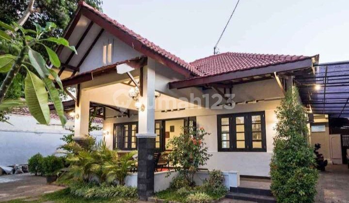 Villa Guesthouse Dalem Beteng Kraton Jogja.TERBAIK JARANG ADA PULUNG 