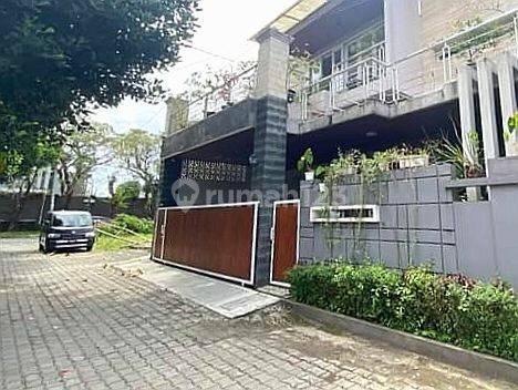 Rumah Rooftop 3 Lt. Pool Palagan Km 7 Jogja Sleman Yogyakarta  2