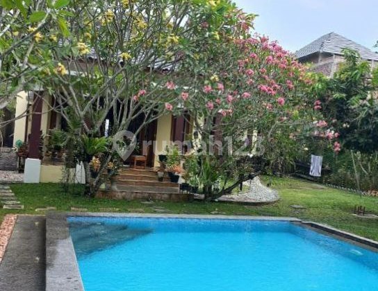 Kostel Luas Sejuk Asri+Private Pool Godean ******** SAMPAI DEAL BU