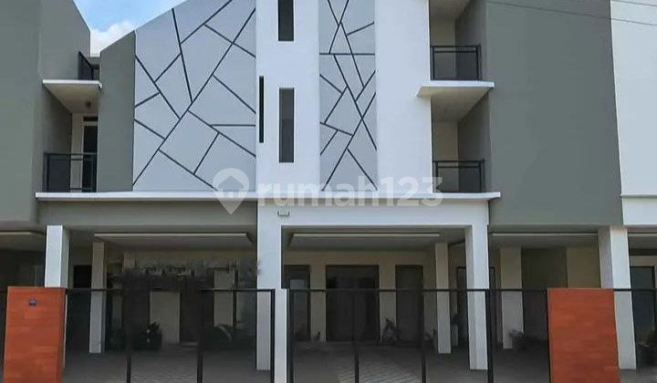 Kost Exclusive 3lantai+Lift Elevator Area kampus SCBD ******** Kost Exclusive 3lantai+Lift Elevator Area kampus SCBD ********