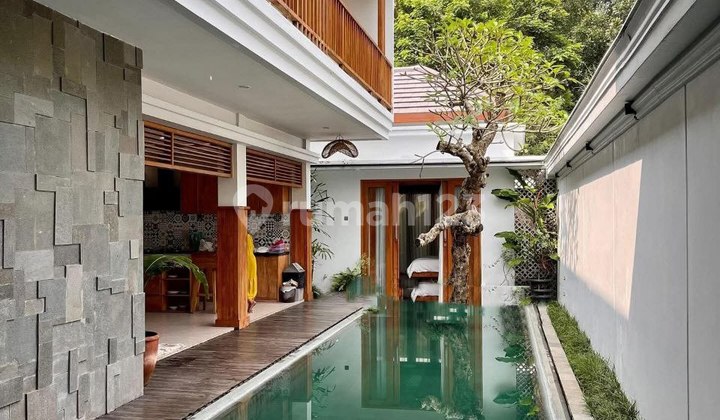 Villa cantik+Private Pool Gamping Sleman.FULLY FURNISHED TERMURAH!!! Villa cantik+Private Pool Gamping Sleman.FULLY FURNISHED TERMURAH!!!