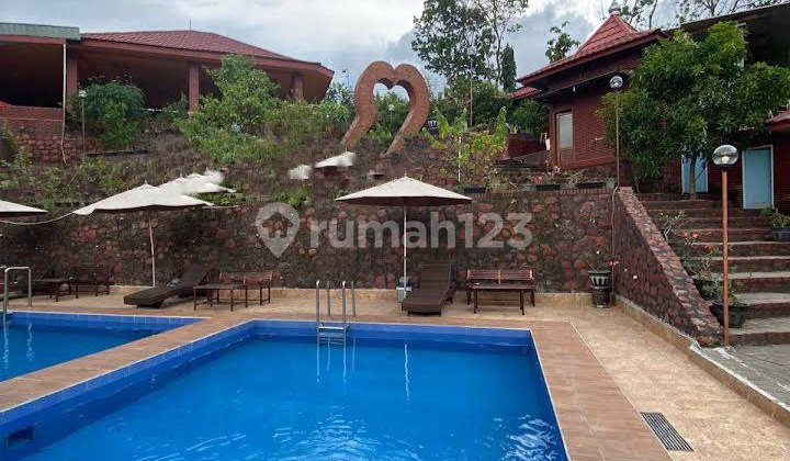 Villa View Persawahan Trawas Mojokerto Jatim.FURNISHED & KOLAM RENANG 