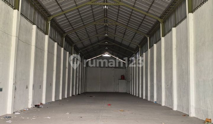 Clean Warehouse & Ready-to-Use Office, West Imogiri, Jogja. SUPER STRATEGIC. Clean Warehouse & Ready-to-Use Office, West Imogiri, Jogja. SUPER STRATEGIC.