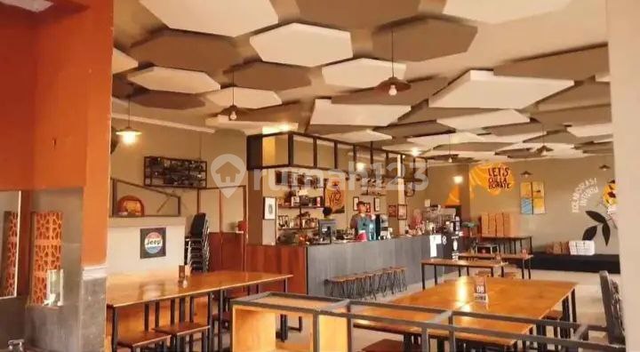 The Best Cafe Restaurant + Venue Homestay in Mojokerto City, East Java. PULUNG BU!!