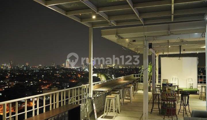 3-Star Gubeng Surabaya 10-Floor Hotel. BEST PRICE DROP!!!