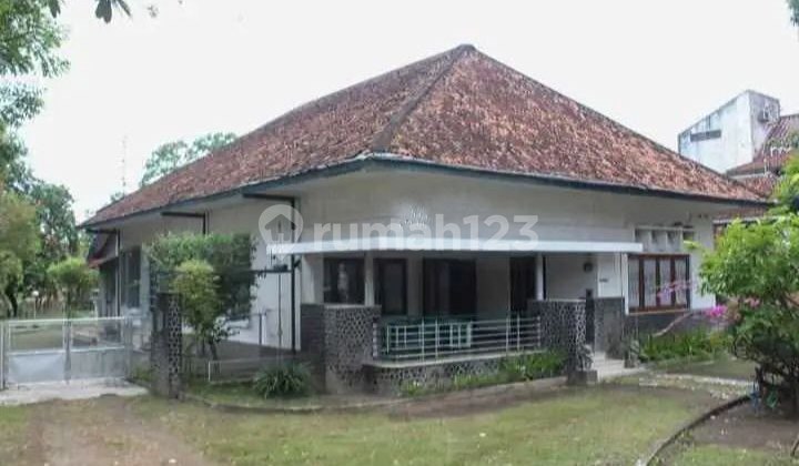 Super Premium Large Land on Jendral Sudirman Street, Jonga. RARE FIND, MA'AM!!!