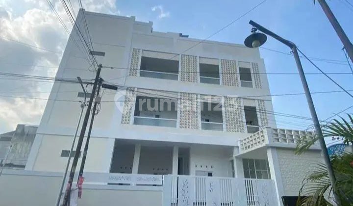 New 3-Story Boarding House + Rooftop + 27 Premium Rooms in Pogung Area Near UGM Campus!!! 2