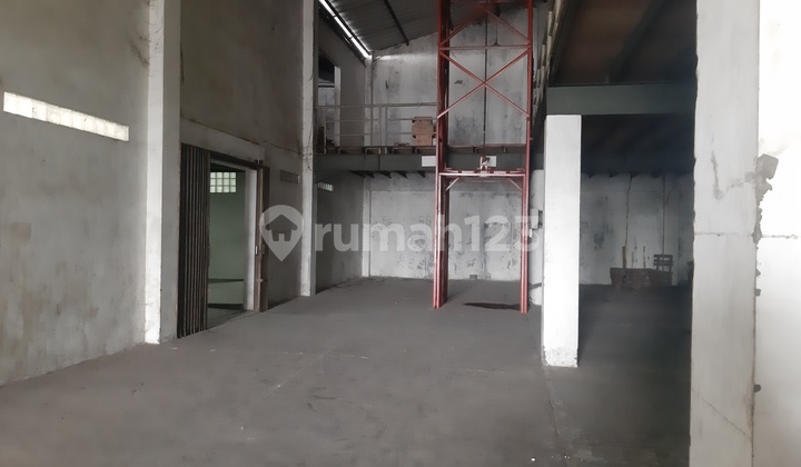 Large Warehouse + Ready-to-Use Office Near Lottemart Jogja. SUPER STRATEGIC!!!