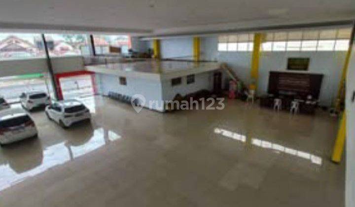 Dealer luas Mewah 2lantai Raya Wonosa!!ri Jogja.JARANG ADA TERBAIK BU 2